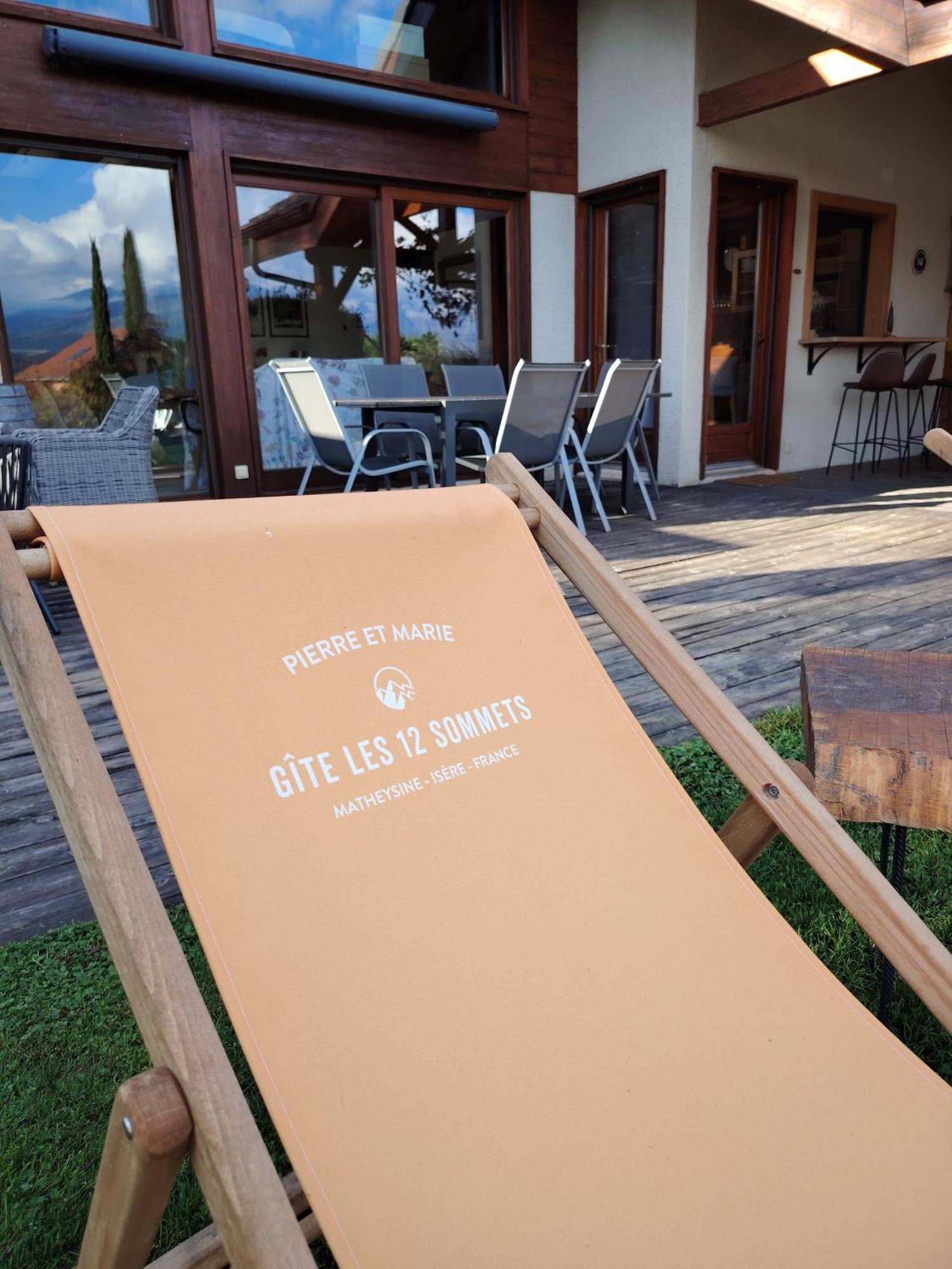 Maison Dans Les Alpes - Les 12 Sommets