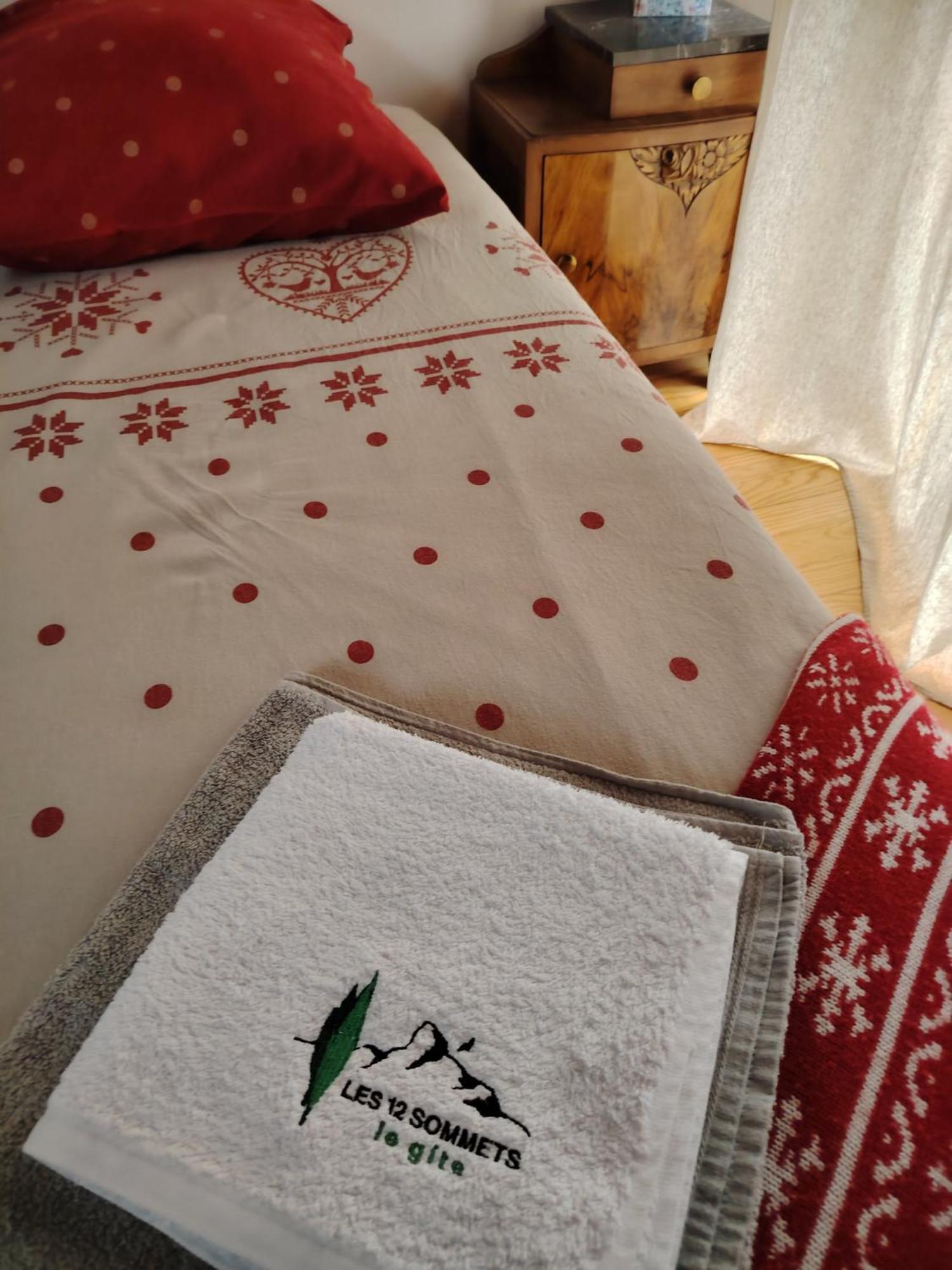 Holiday home Maison Dans Les Alpes - Les 12 Sommets