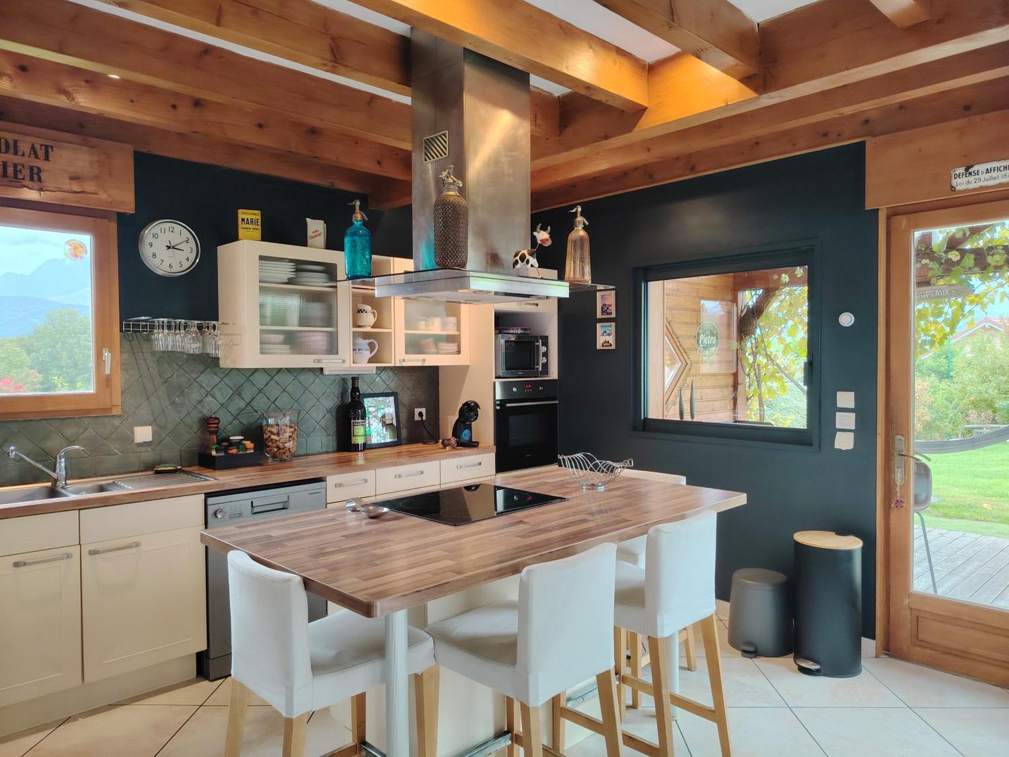 Holiday home Maison Dans Les Alpes - Les 12 Sommets